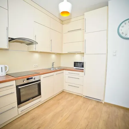 Sunny - Hav Aparts Apartment